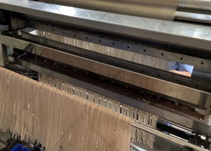 麗星粉絲機生產(chǎn)線，自動化運作省時省力