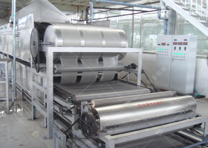 做粉皮的機(jī)器有啥厲害之處？生產(chǎn)線工藝特點(diǎn)全知道